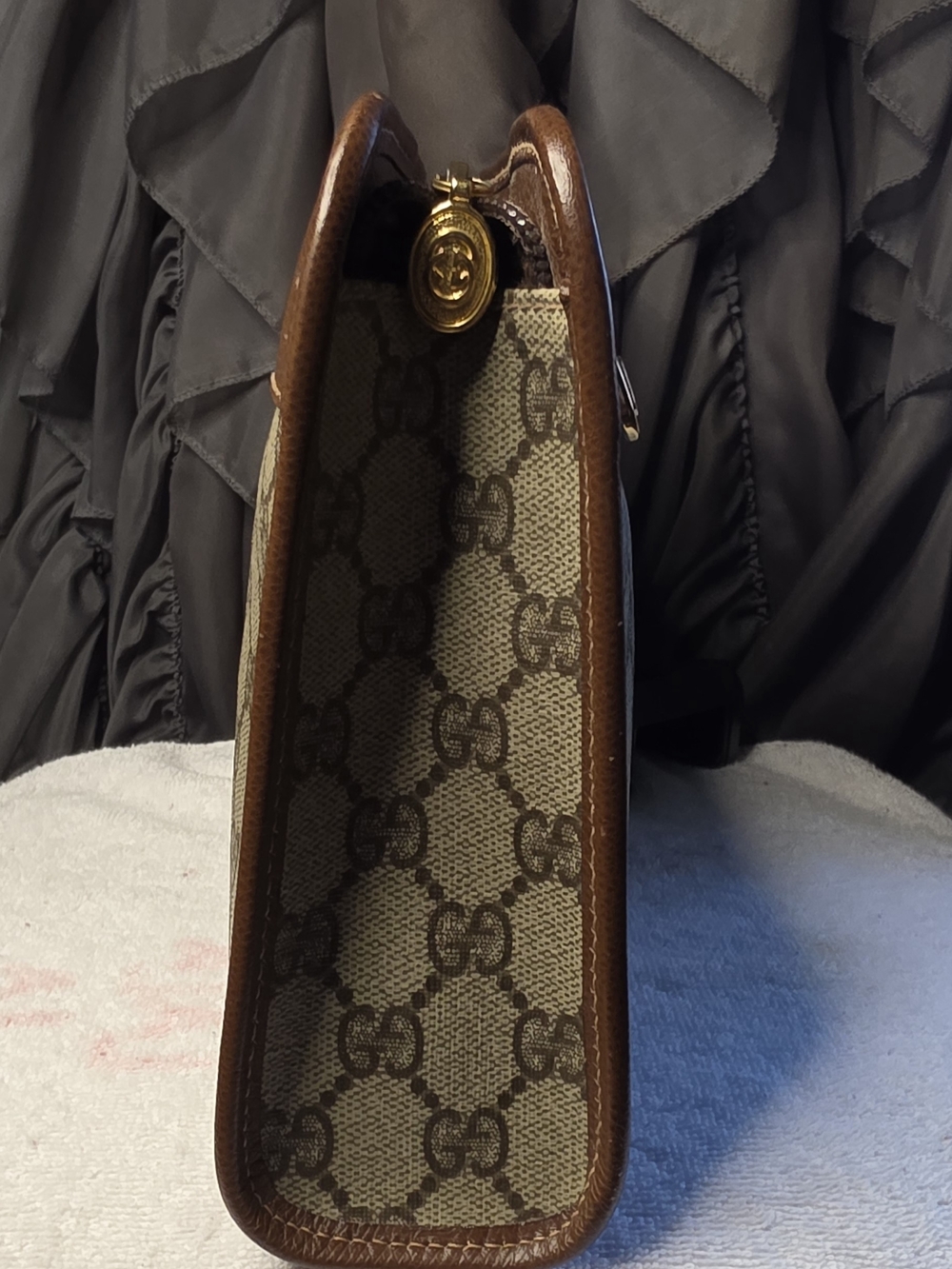 Authentic Vintage Gucci GG Supreme Canvas Clutch With COA 10.5x7 🤎🔥 - Picture 4 of 12